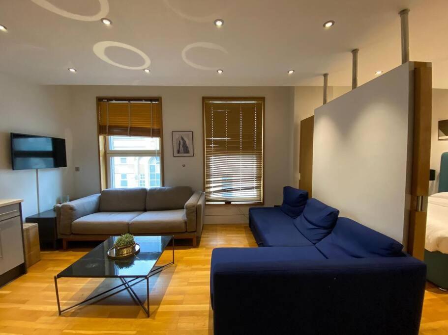 런던 Grand Living Near Piccadilly Cov11 아파트 외부 사진